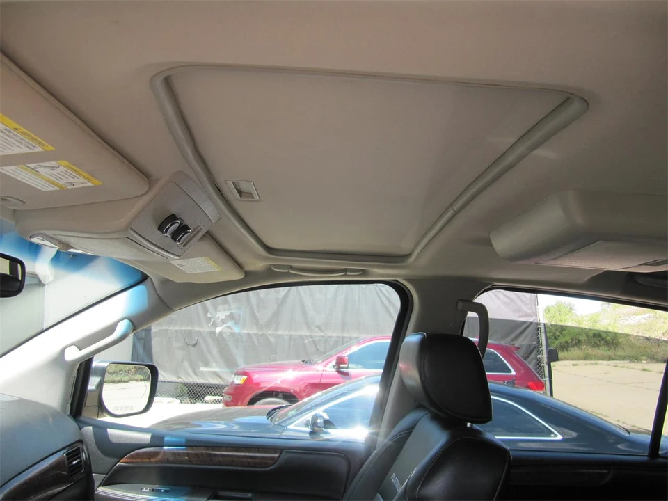 2015 Nissan Armada - Image 18 of 27