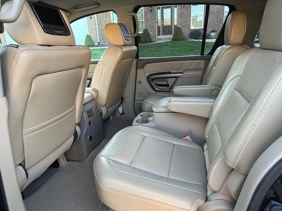 2015 Nissan Armada - Image 12 of 19