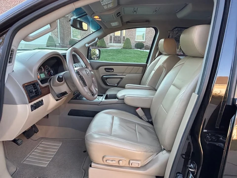 2015 Nissan Armada - Image 10 of 19