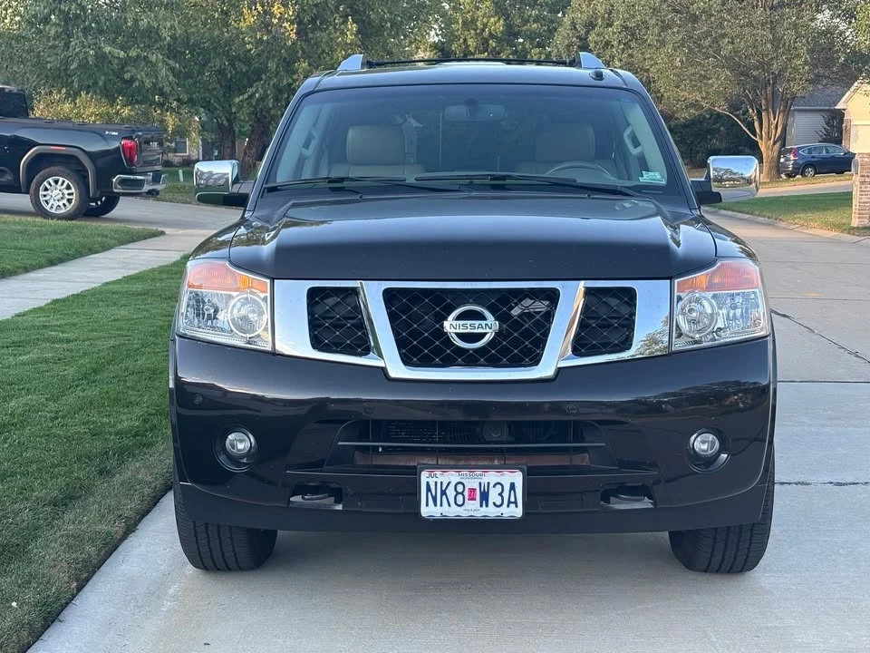 2015 Nissan Armada - Image 2 of 19