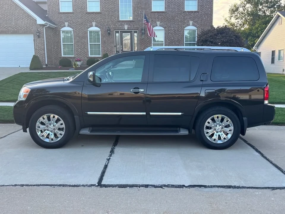 2015 Nissan Armada - Image 4 of 19