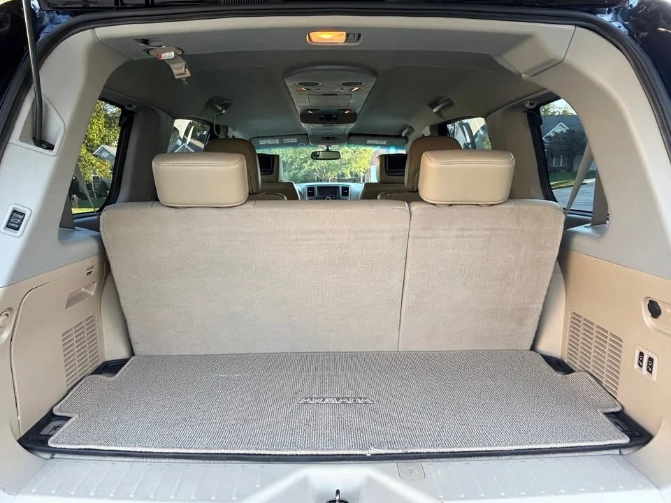 2015 Nissan Armada - Image 17 of 19