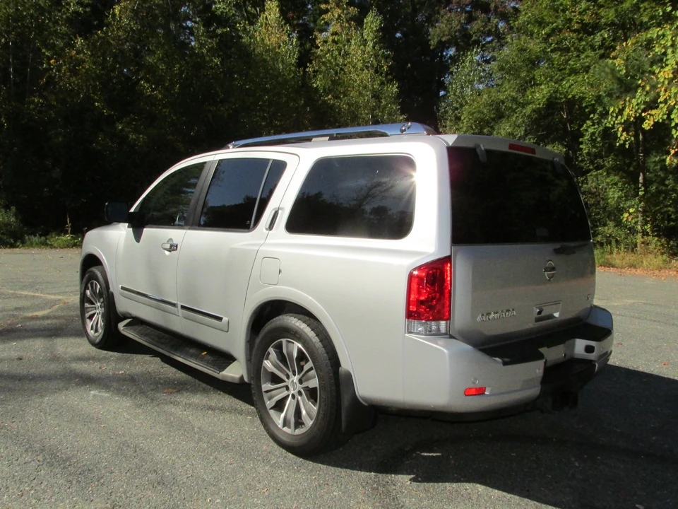 2015 Nissan Armada - Image 3 of 21