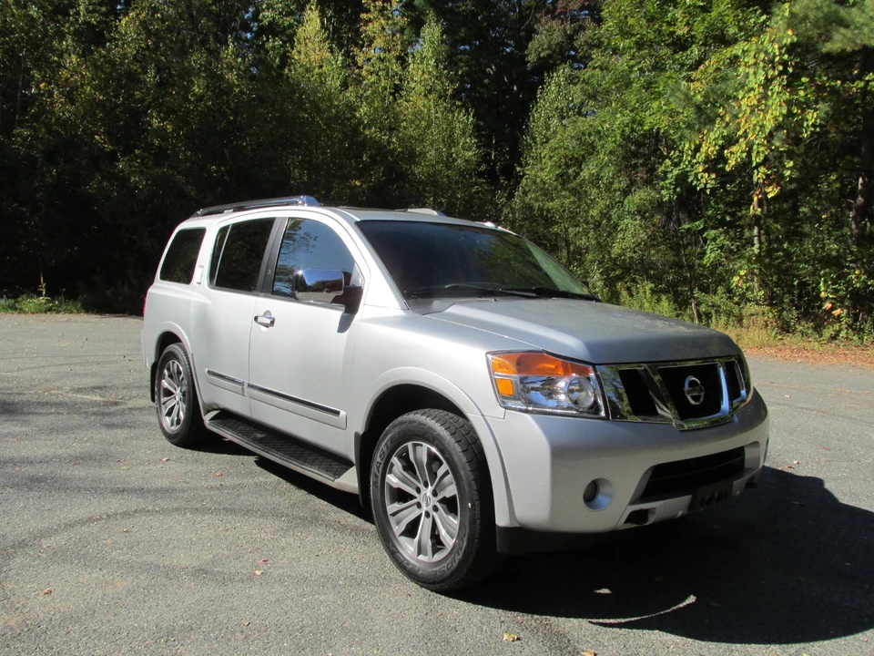 2015 Nissan Armada - Image 8 of 21