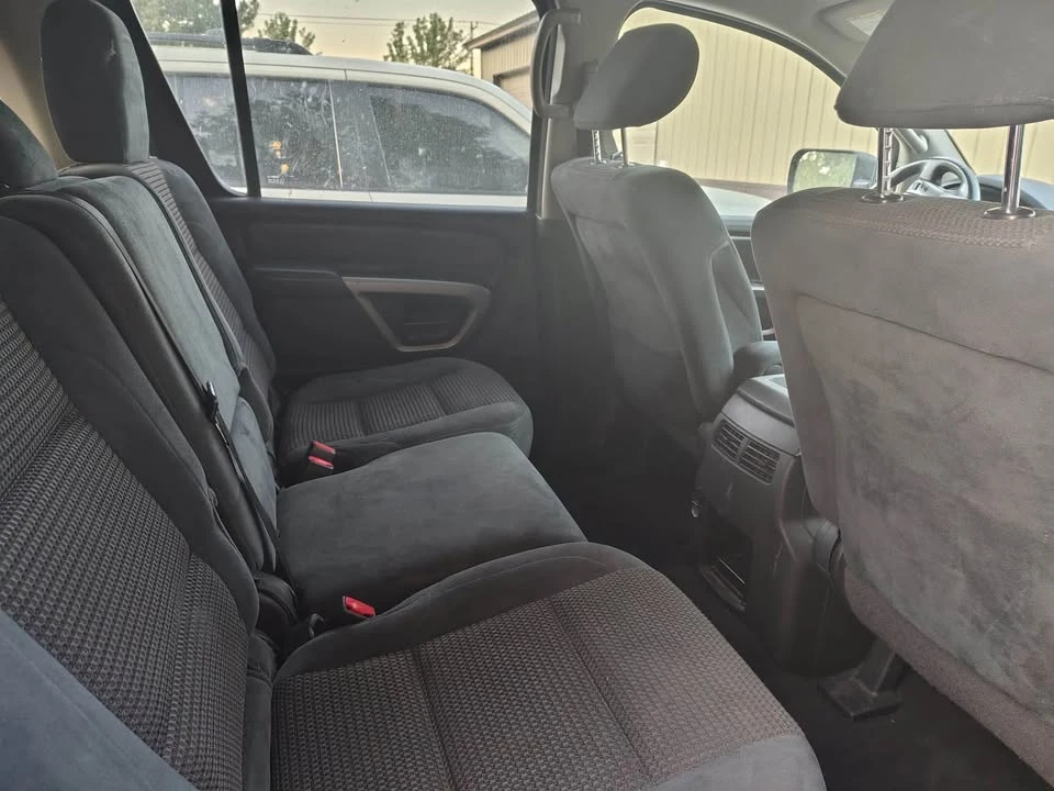 2015 Nissan Armada - Image 7 of 12