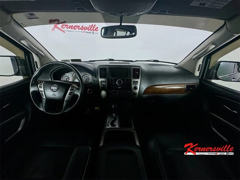 2015 Nissan Armada - Image 10 of 21