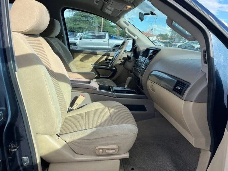 2015 Nissan Armada - Image 9 of 14