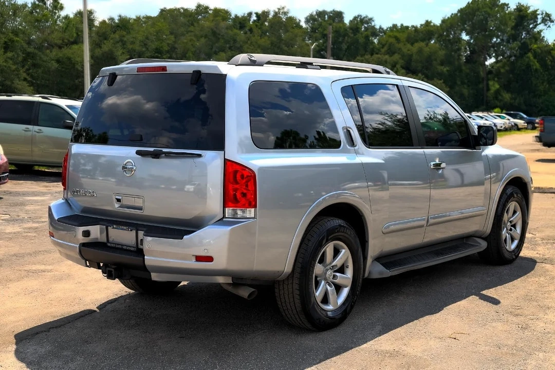 2015 Nissan Armada - Image 11 of 21