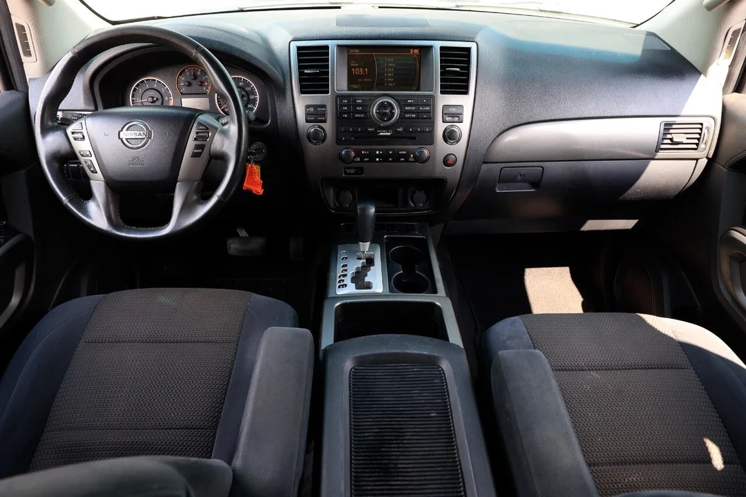 2015 Nissan Armada - Image 2 of 21