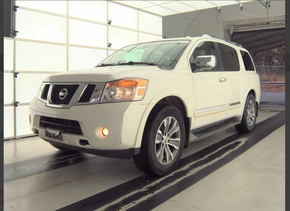 2015 Nissan Armada - Image 2 of 21