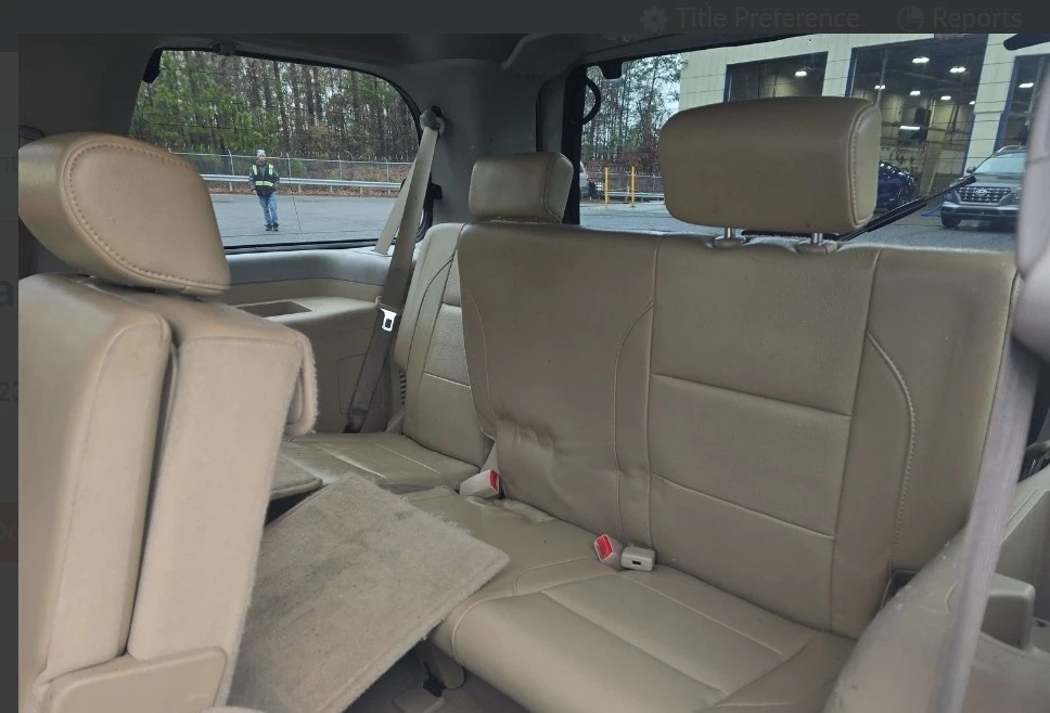 2015 Nissan Armada - Image 13 of 21