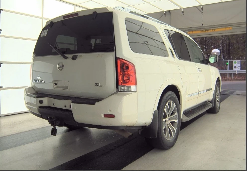 2015 Nissan Armada - Image 3 of 21