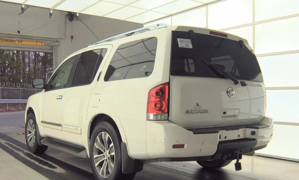 2015 Nissan Armada - Image 4 of 21