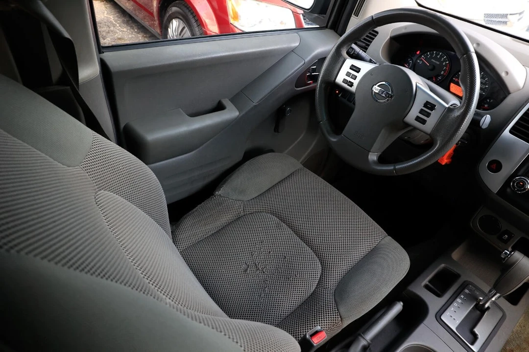 2015 Nissan Frontier 2nd Gen - Image 20 of 21