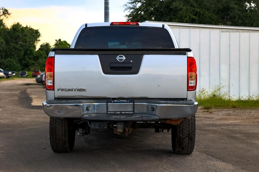 2015 Nissan Frontier 2nd Gen - Image 7 of 12