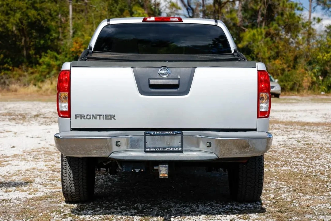 2015 Nissan Frontier 2nd Gen - Image 7 of 21