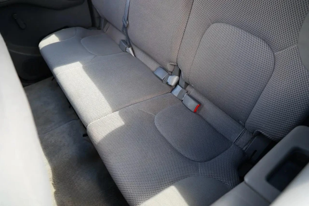 2015 Nissan Frontier 2nd Gen - Image 10 of 21
