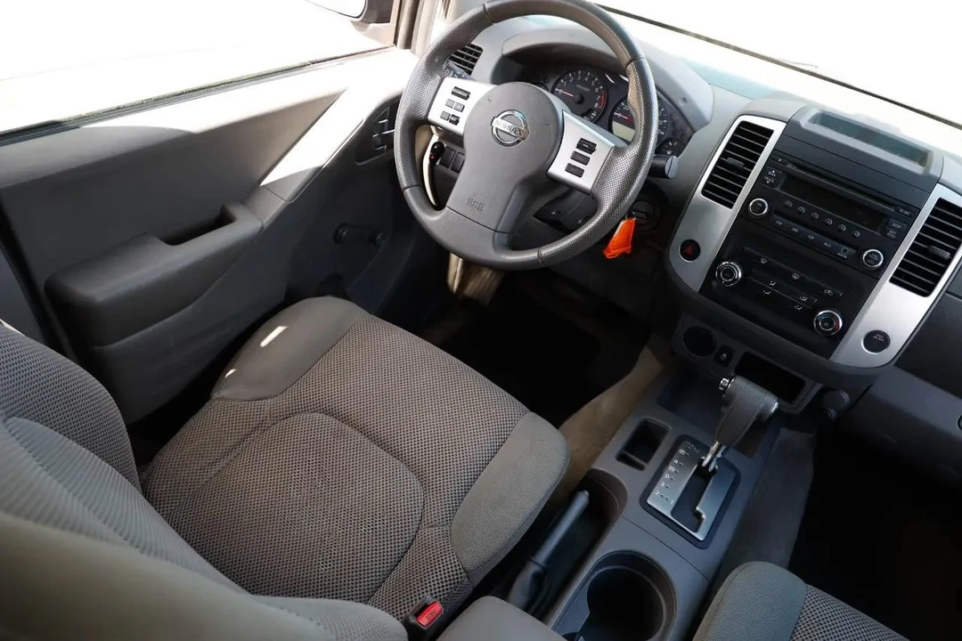 2015 Nissan Frontier 2nd Gen - Image 20 of 21