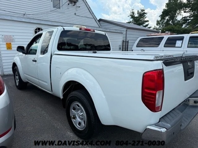 2015 Nissan Frontier 2nd Gen - Image 5 of 12