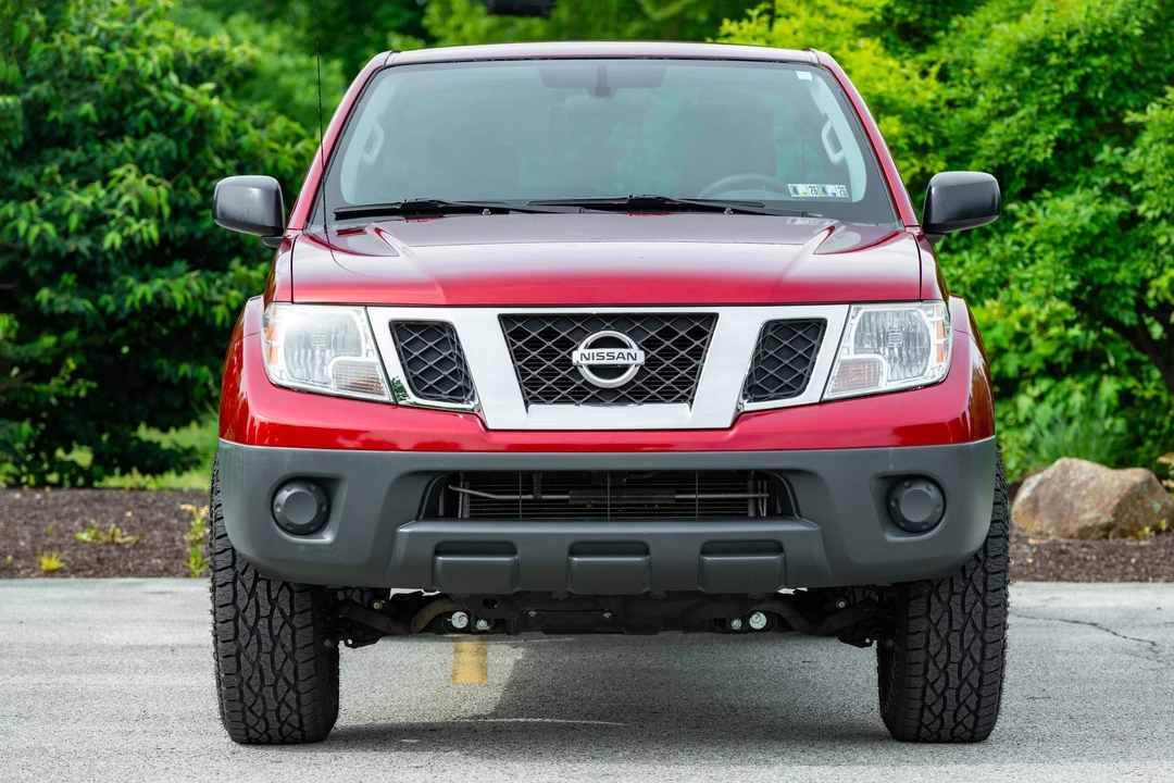 2015 Nissan Frontier 2nd Gen - Image 2 of 31