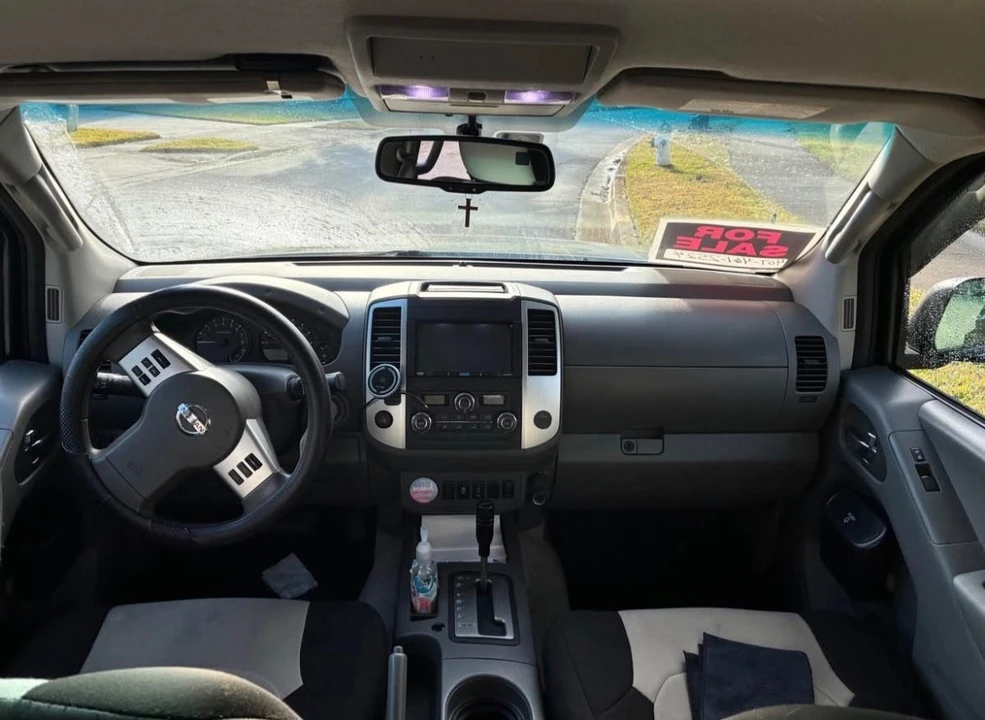 2015 Nissan Frontier 2nd Gen - Image 7 of 14