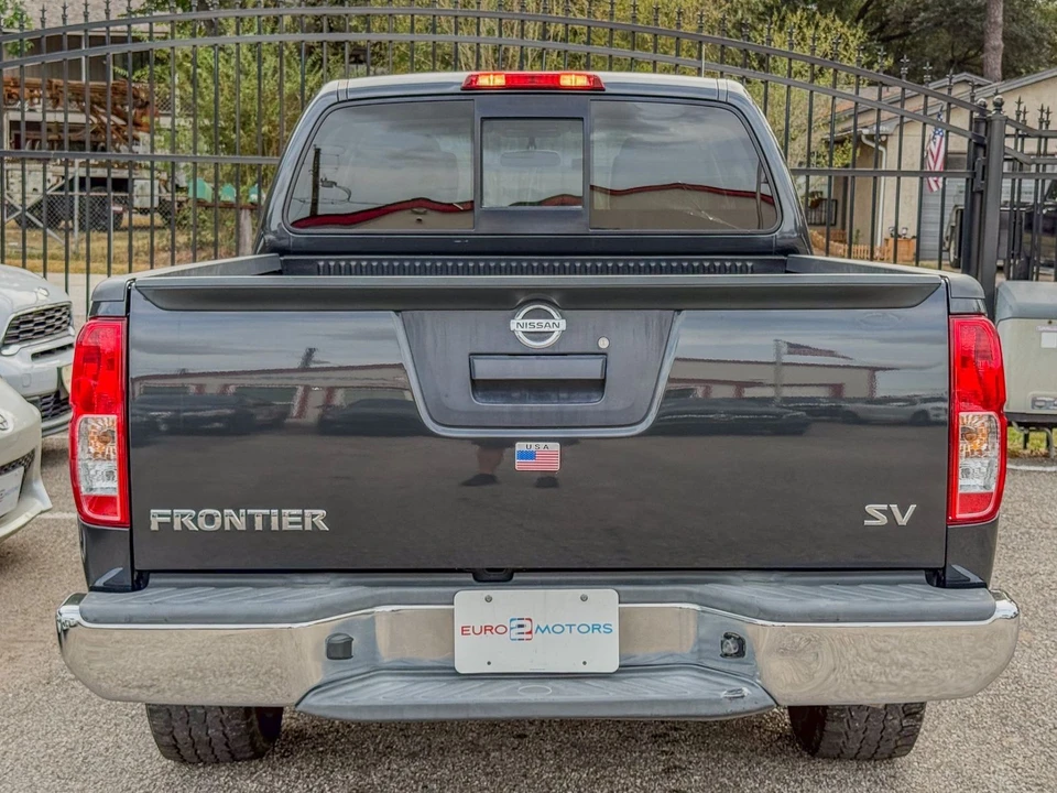 2015 Nissan Frontier 2nd Gen - Image 8 of 12