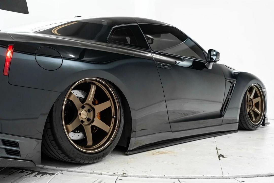 2015 Nissan R35 GT-R Black Edition - Image 16 of 31