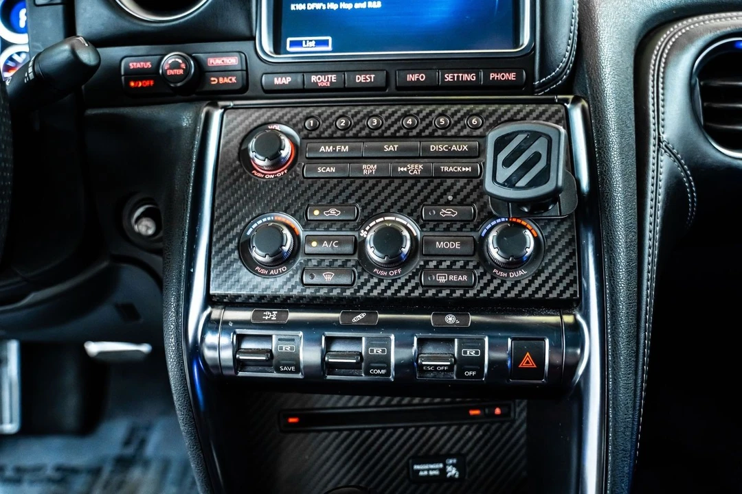 2015 Nissan R35 GT-R Black Edition - Image 30 of 31