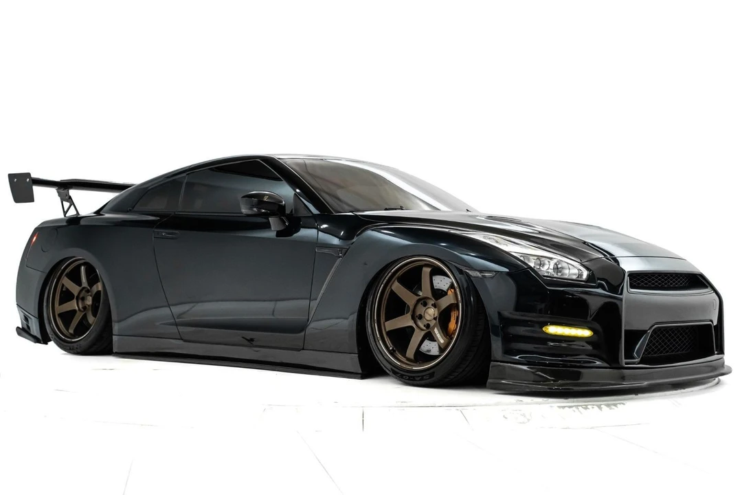 2015 Nissan R35 GT-R Black Edition - Image 8 of 31