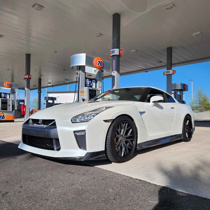 2015 Nissan R35 GT-R Black Edition - Image 6 of 11