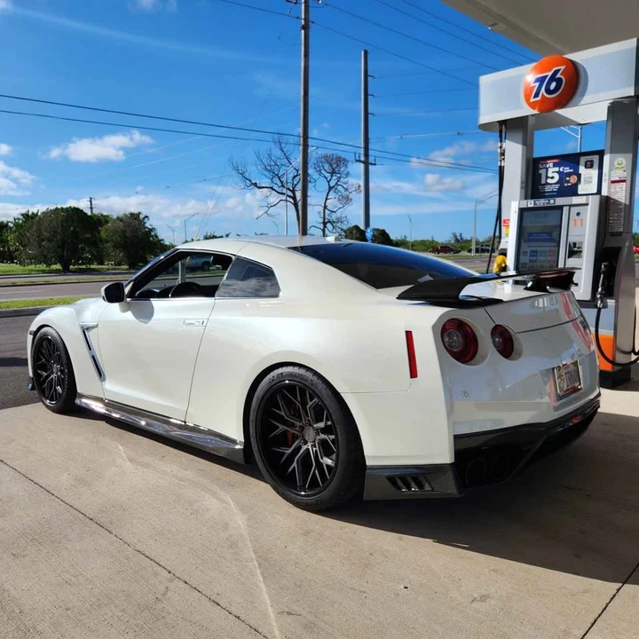 2015 Nissan R35 GT-R Black Edition - Image 5 of 11