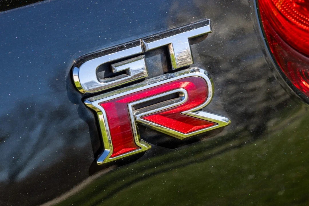 2015 Nissan R35 GT-R Black Edition - Image 24 of 31