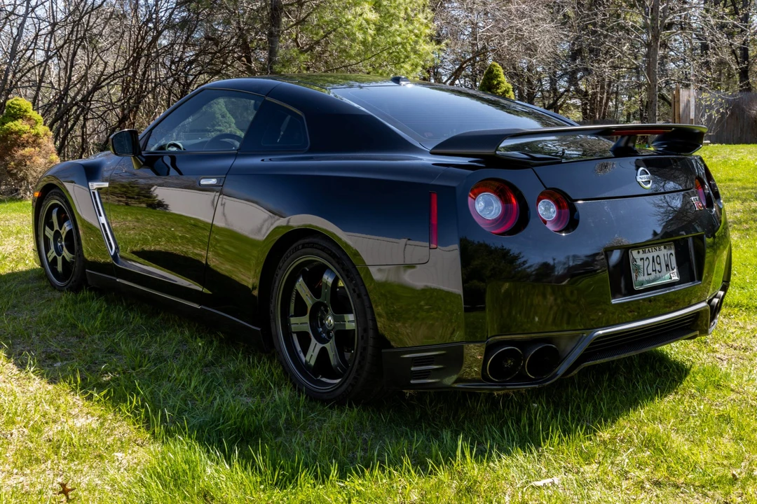 2015 Nissan R35 GT-R Black Edition - Image 7 of 31