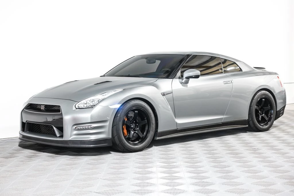 2015 Nissan R35 GT-R Black Edition - Image 21 of 31