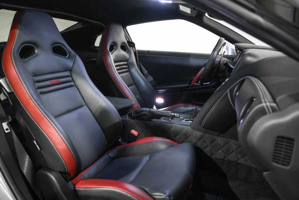 2015 Nissan R35 GT-R Black Edition - Image 23 of 31