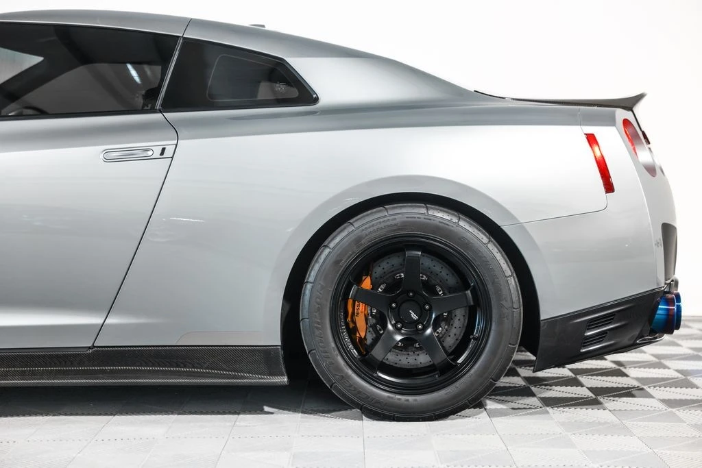 2015 Nissan R35 GT-R Black Edition - Image 16 of 31