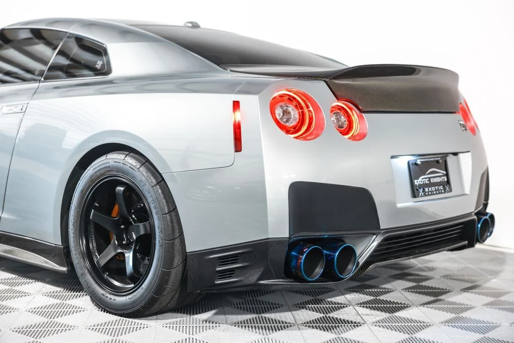 2015 Nissan R35 GT-R Black Edition - Image 19 of 31