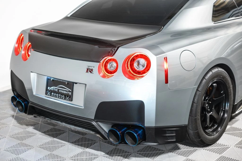 2015 Nissan R35 GT-R Black Edition - Image 9 of 31