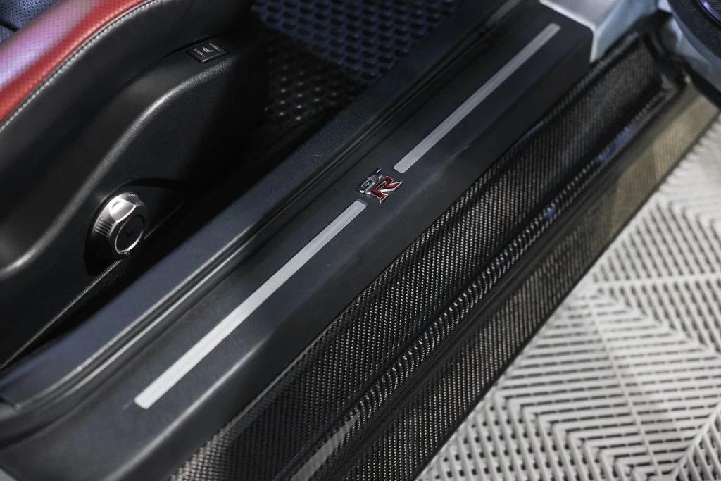 2015 Nissan R35 GT-R Black Edition - Image 26 of 31