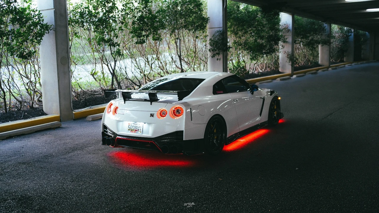 2015 Nissan R35 GT-R NISMO - Image 19 of 31