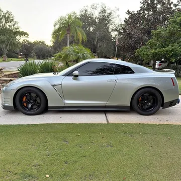 2015 Nissan GT-R Black Edition