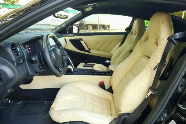 2015 Nissan R35 GT-R Premium - Image 28 of 31