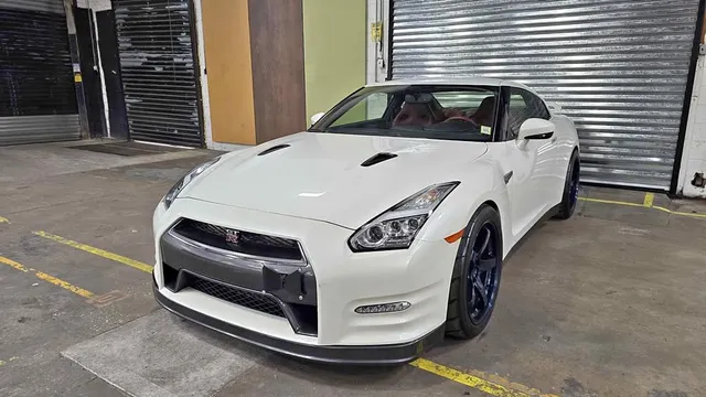 2015 Nissan GT-R Premium Coupe 2D