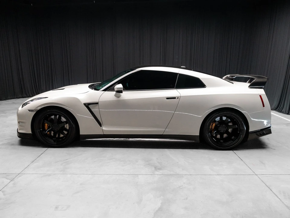 2015 Nissan R35 GT-R Premium - Image 11 of 31