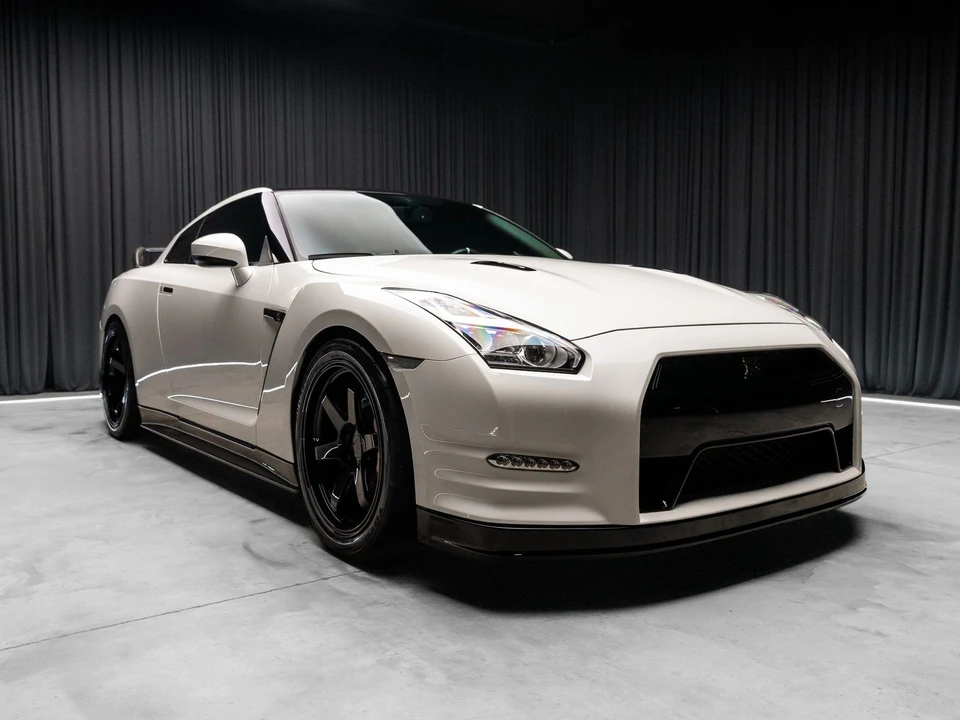 2015 Nissan R35 GT-R Premium - Image 17 of 31