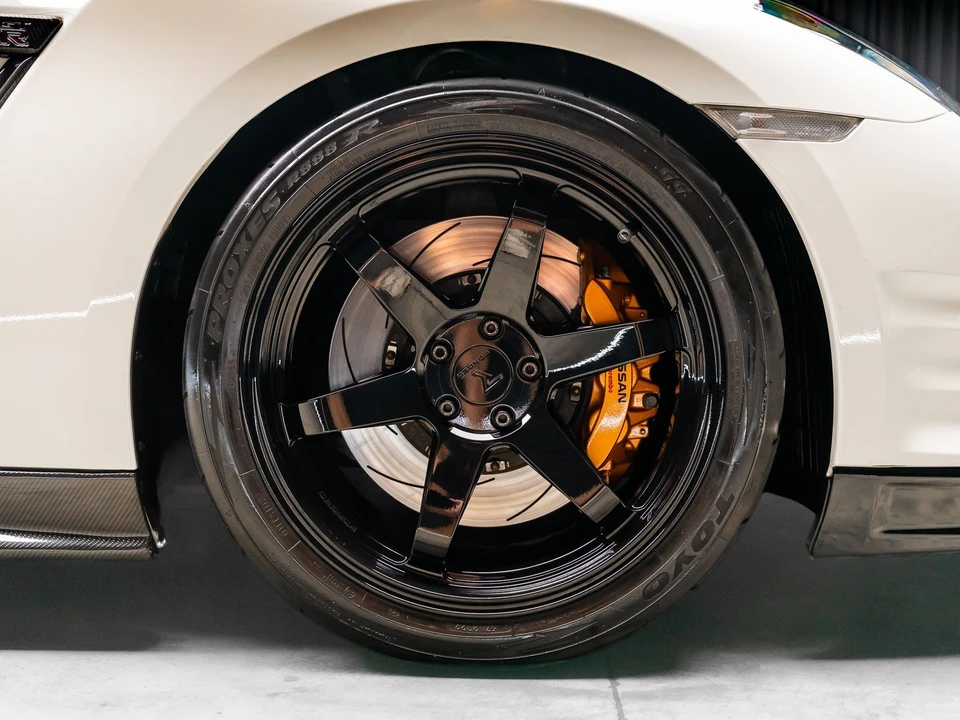 2015 Nissan R35 GT-R Premium - Image 25 of 31