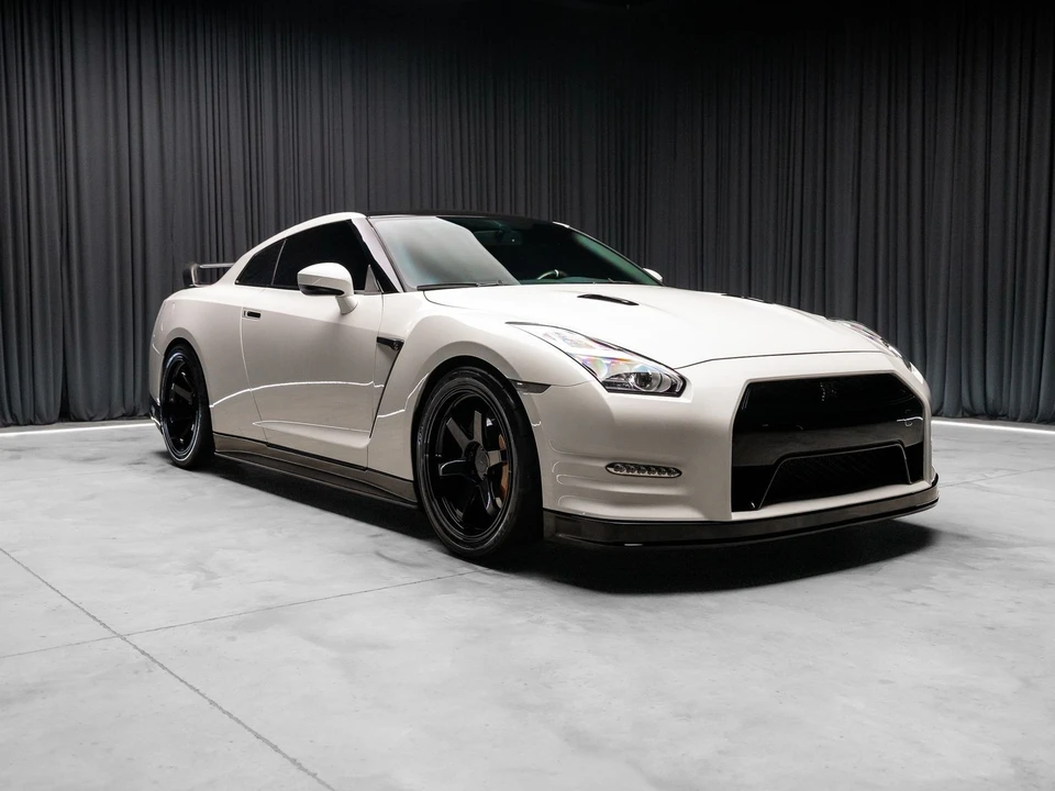 2015 Nissan R35 GT-R Premium - Image 16 of 31
