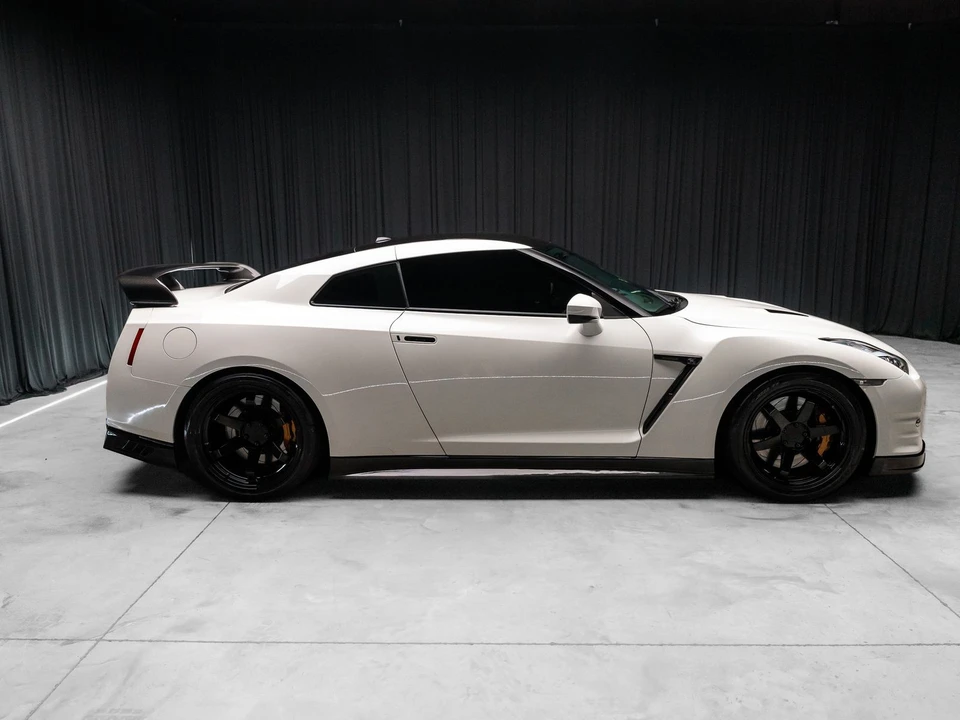2015 Nissan R35 GT-R Premium - Image 15 of 31