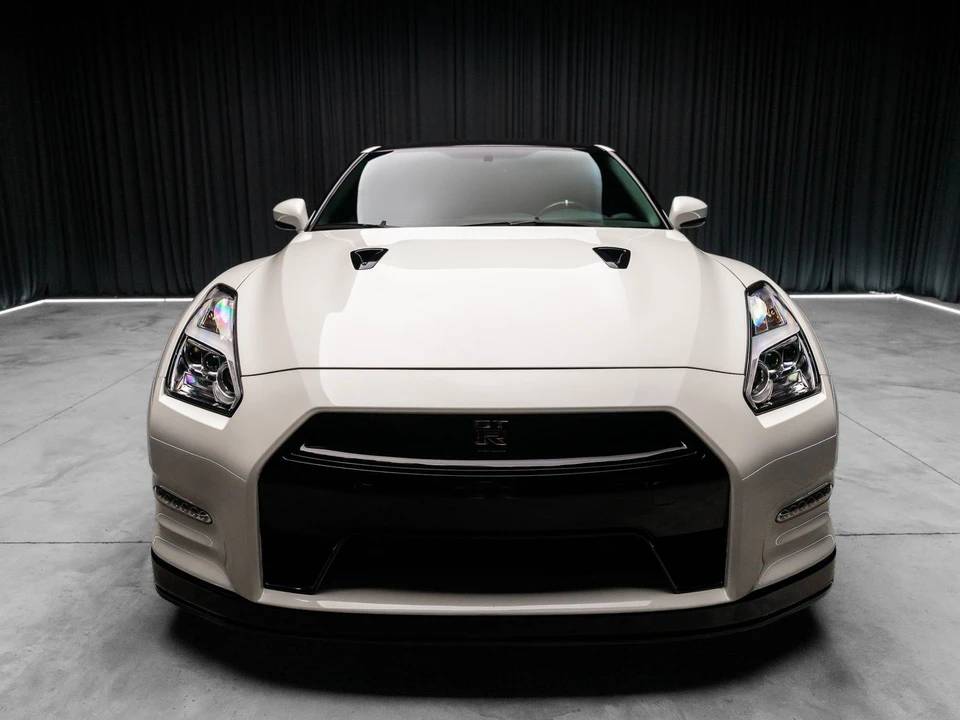 2015 Nissan R35 GT-R Premium - Image 9 of 31