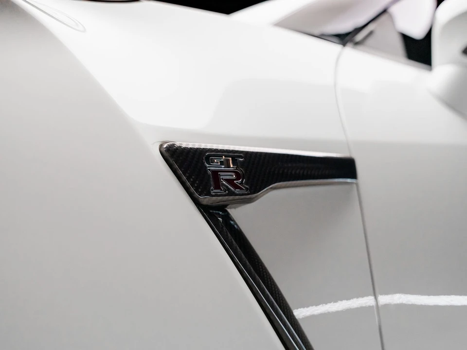 2015 Nissan R35 GT-R Premium - Image 28 of 31